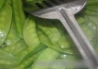 木耳炝荷兰豆的做法 步骤8