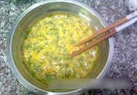 野葱蛋饼的做法 步骤4