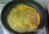 野葱蛋饼的做法 步骤6