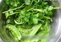 三蔬炒肉的做法 步骤2