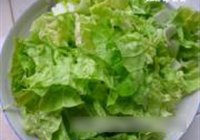 三蔬炒肉的做法 步骤3