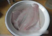 鱼圆的做法 步骤2