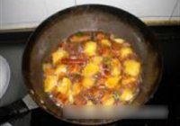 红烧肉炖土豆的做法 步骤8