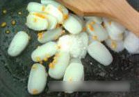 猪油糖炒年糕的做法 步骤6