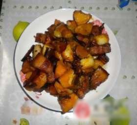 红烧肉炖土豆