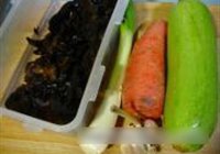 西葫芦炒木耳的做法 步骤1