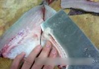 水汆鲈鱼的做法 步骤5