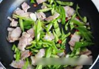 农家小炒肉的做法 步骤5