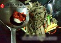 姜葱炒牛百叶的做法 步骤7