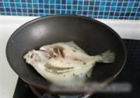 蒜香多宝鱼的做法 步骤5