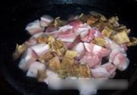 笋干炖肉的做法 步骤4