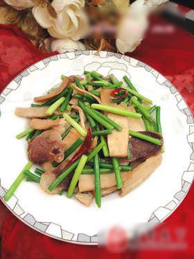 蒜苔炒豆腐干