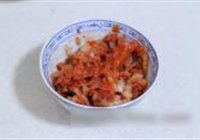 泡菜蒸金针菇的做法 步骤4