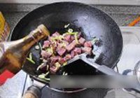 牛肉焖粉皮的做法 步骤5