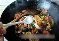 海鲜麻辣香锅的做法 步骤22