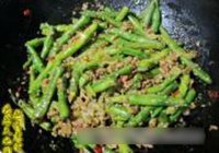 蒜香煸豆角的做法 步骤4
