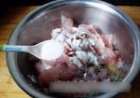 酸菜鱼的做法 步骤12
