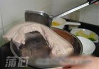 蒜苗五花肉的做法 步骤2