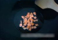 蛋浇虾仁豆腐的做法 步骤3