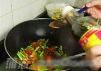 蒜苗五花肉的做法 步骤6