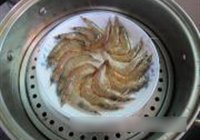 蒜蓉粉丝蒸虾的做法 步骤5