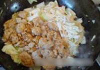 白菜烧虾仔的做法 步骤6