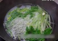 西芹炒榨菜丝的做法 步骤3