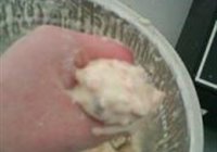 香菇丸子的做法 步骤2