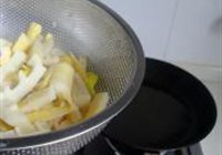 酒酿油焖笋的做法 步骤11