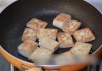 桃仁木耳豆腐煲的做法 步骤6
