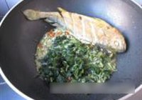 雪菜烧黄鱼的做法 步骤6