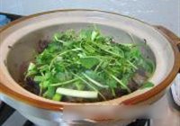 沙锅茨菇焖鹅的做法 步骤10
