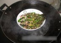 豉汁蒸黄骨鱼的做法 步骤3