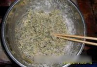 槐花饼的做法 步骤3