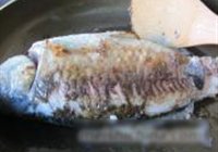 豆芽鲫鱼汤的做法 步骤12