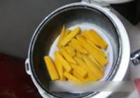 咸蛋黄焗南瓜的做法 步骤3