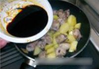 红烧土豆鸡块的做法 步骤8