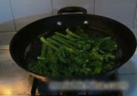 白灼芥蓝的做法 步骤2