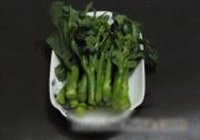 白灼芥蓝的做法 步骤1