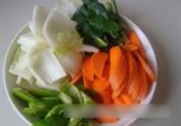 蔬菜宽粉炖牛肉的做法 步骤5