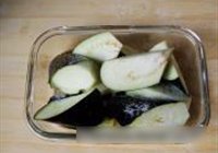 铁板茄子的做法 步骤1