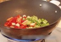 双椒滑炒兔肉的做法 步骤9