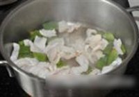 青椒鱿鱼花的做法 步骤4