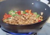 双椒滑炒兔肉的做法 步骤10