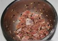 花生豆豉蒸排骨的做法 步骤3
