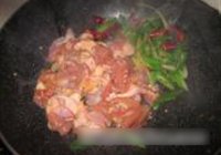 辣子鸡丁的做法 步骤4