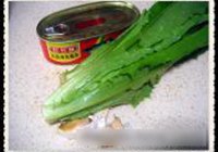 豆豉鲮鱼炒麦菜的做法 步骤1