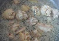 三杯鸡翅的做法 步骤4