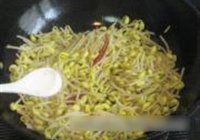 素炒辣味黄豆芽的做法 步骤5