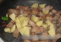 鱿鱼红烧肉的做法 步骤7